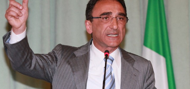 Sergio Abramo sbotta in tv: " Da questo momento non accetto piu’ critiche immotivate e denuncero’ tutto"