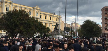 "Tutti con Gratteri" a Catanzaro, Piazza Matteotti gremita (FOTO e VIDEO)