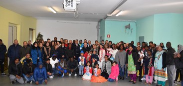 CROTONE - VitAmbiente con il progetto Terra Margia porta i doni della Befana al centro d'accoglienza (con GALLERY)