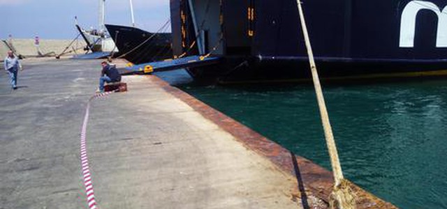 Ischia: nave urta banchina, 50 feriti lievi