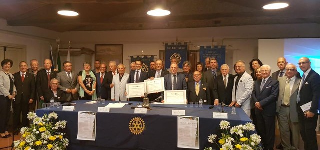 Gemellaggio tra i Rotary Club Catanzaro,  Rotary Catanzaro Tre Colli e Rotary Club Crotone