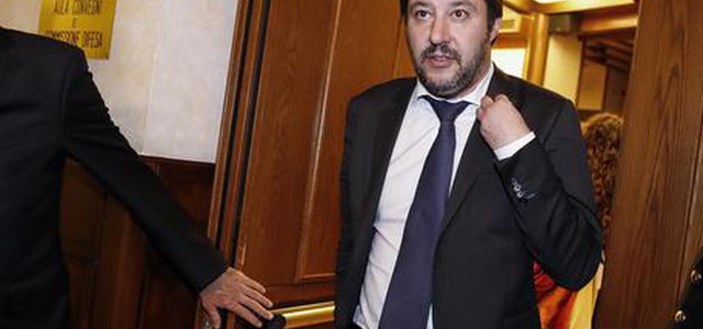 Siria, Salvini, 'Pazzesco, fermatevi'. Gentiloni informato