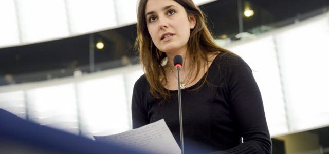 REGIONALI CALABRIA. FERRARA (M5S): “LE AMMUCCHIATE E DIVISIONI INTERNE HANNO FAVORITO IL SOLITO APPARATO DI POTERE”