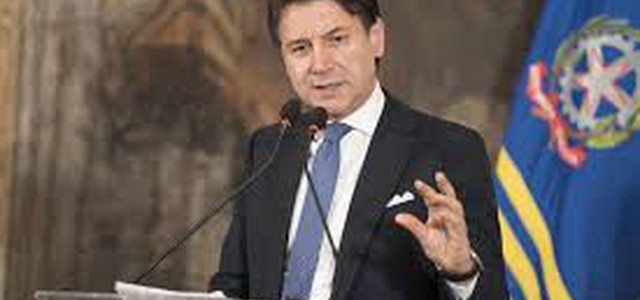 Coronavirus, il Governo valuta stop a scuole in Italia
