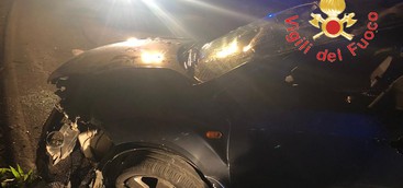 Auto si ribalta sulla SP181