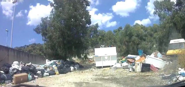 Codacons: "A Santa Caterina dello Ionio una discarica a cielo aperto"