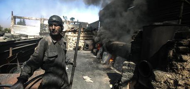 Siria: 100 morti raid, metà sono bimbi