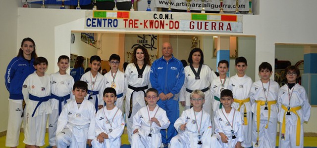 Arti marziali: gli studenti TaeKwonDoKa Guerra dell’I.C. Mater Domini  conquistano 7 podi 