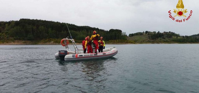 Vigili del Fuoco, formati 10 soccorritori acquatici (VIDEO)