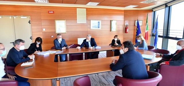Emergenza Covid, nasce il fondo "Calabria competitiva": 40 milioni per le pmi
