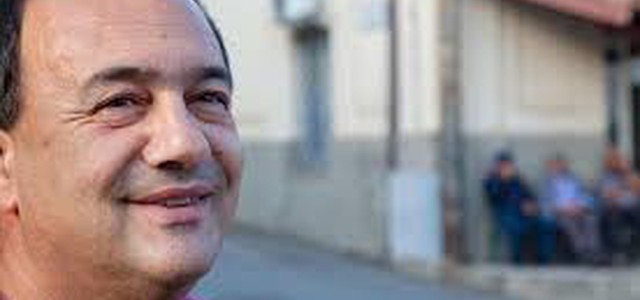 Lucano ringrazia Sardine: " Sono umane e contro i seminatori di odio"