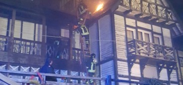 Incendio Albergo delle Fate in Sila (Foto)