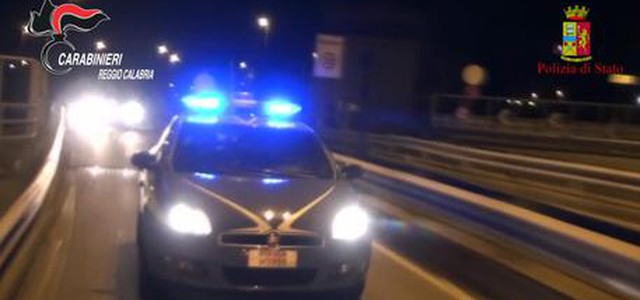 Estorsione a figli pentito, tre arresti