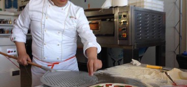 PEDRO’S PROTAGONISTA AD OFFENBACH  UNICO PIZZAIOLO AL FESTIVAL CULINARIO  