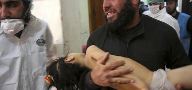 Siria: ong, 58 morti in raid con sospetto uso di gas. "Strage di bambini"