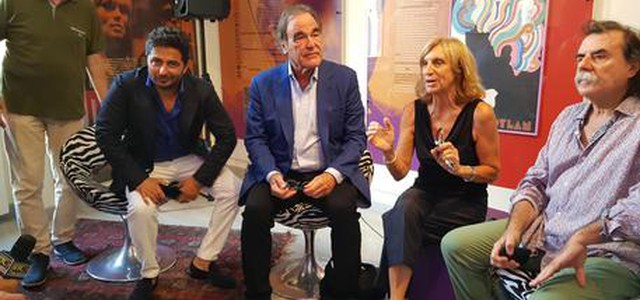 Oliver Stone: "siamo in età dilettanti"