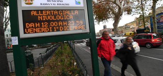 Maltempo: allerta meteo, neve sul nordovest