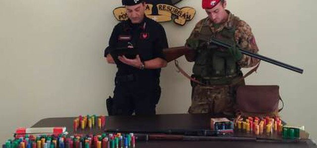 In possesso di 3 fucili e munizioni, arrestato