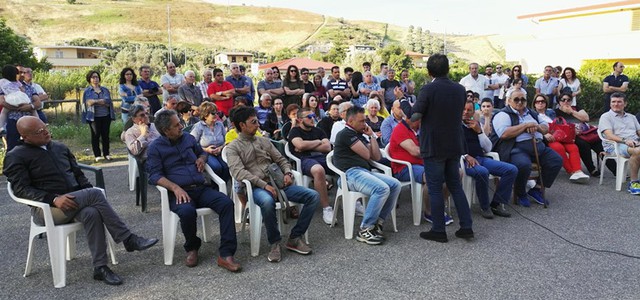 Comunali, Abramo nel quartiere Barone: "Nostre idee precise e sappiamo come renderle concrete"