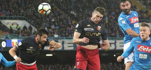 Serie A: Napoli Genoa 1-0, azzurri a -2 dalla Juventus