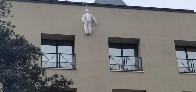 S.Anna Hospital, la protesta minaccia gesti estremi(Foto e video)