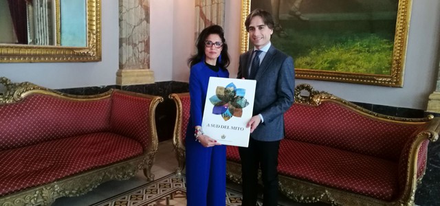 Console Tunisia accolta a Palazzo Alvaro