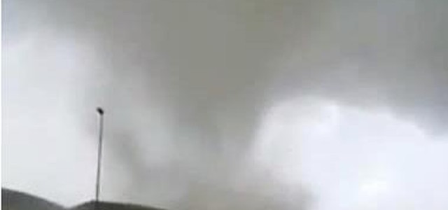 Tromba d'aria colpisce Crotonese e Catanzarese, il video