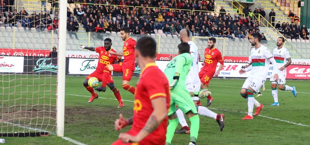 Le immagini più belle di Catanzaro-Ternana (FOTOGALLERY)