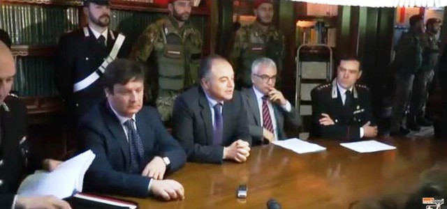 Droga e armi, 15 arresti a Catanzaro: usavano minori come nascondigli (VIDEO)
