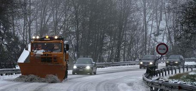 Tre giorni bloccati nel camion causa neve. Liberati due uomini nel vibonese 