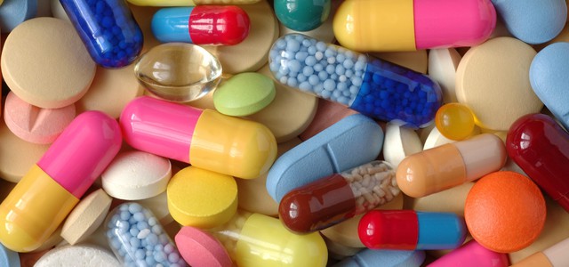 Rubavano farmaci per rivenderli: 14 misure cautelari tra Catanzaro e Cosenza