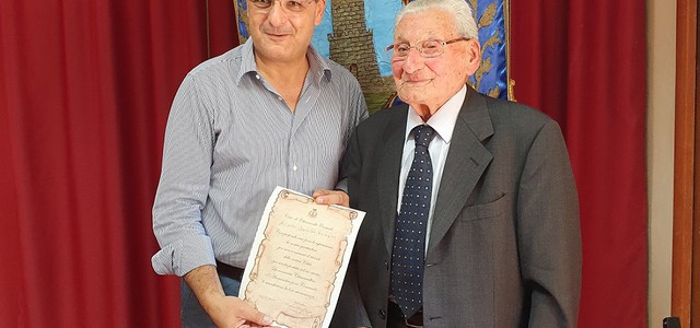 Soldato a Chiaravalle nel 1943, torna per festeggiare i suoi 98 anni