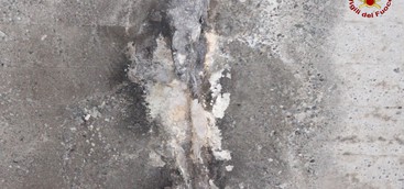 Calcinacci in galleria Santa Croce, intervenuti i vigili del fuoco