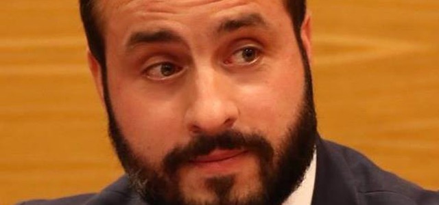 Mensa, Gianturco:  "Enormi ritardi nella consegna dei pasti"