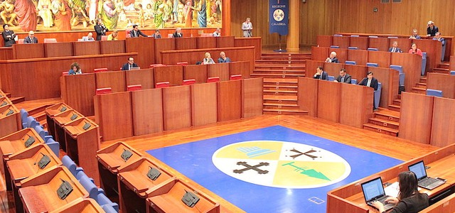 FERROVIA DELLA CALABRIA - Orsomarso annuncia un'interrogazione per valutare e risolvere le criticità