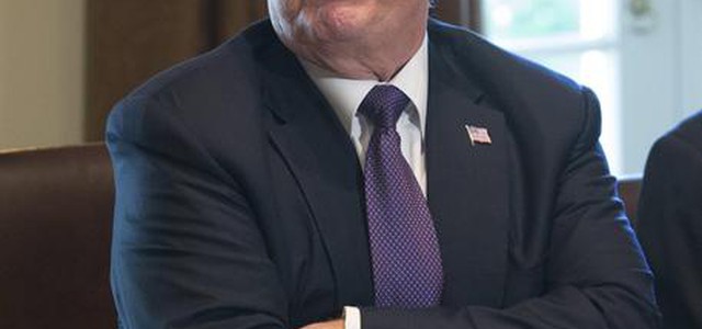 Trump a vedova soldato ucciso: 'Sapeva ciò che rischiava', è polemica
