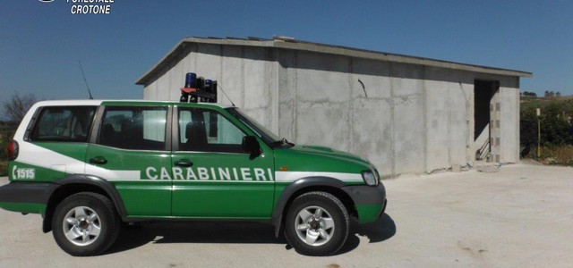 Sequestrati due fabbricati abusivi 
