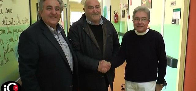 DONAZIONE DI DUE LETTINI VISITE  AL REPARTO DI ONCOLOGIA DELL’OSPEDALE DI ROSSANO