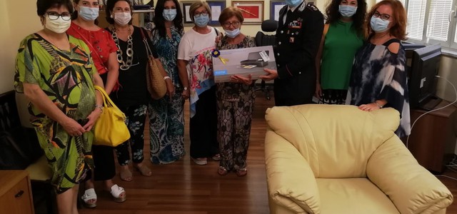 Una stanza tutta per sé - donazione dell'Associazione “Soroptimist International club di Crotone” arricchisce la sala d'ascolto per le fasce deboli