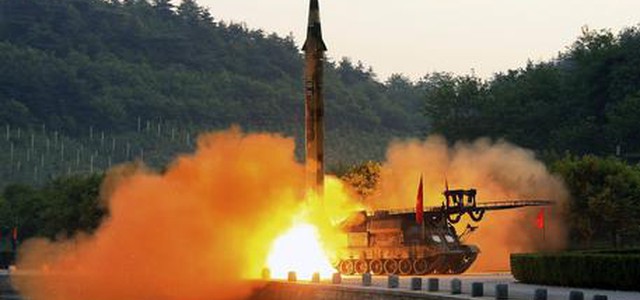 Corea Nord: nuovo lancio multiplo missili terra-aria