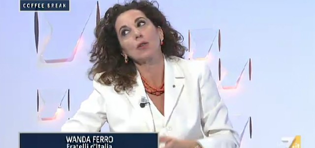Ferro (FDI) ospite a Coffee Break su La7: "Immigrazione, unica soluzione il blocco navale"