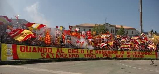 Catanzaro, c'è la nuova società: a Noto il pacchetto di maggioranza, ma è corsa contro il tempo