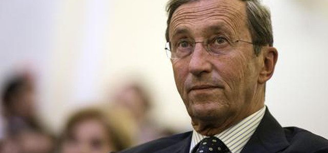 Riciclaggio: rischiano processo Re delle slot e Fini