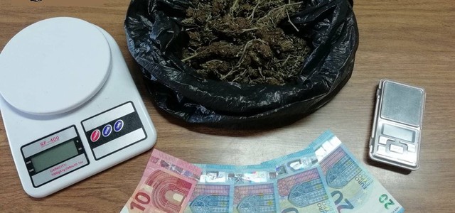 Marijuana in casa, arrestato studente universitario a Lido
