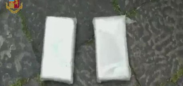 2 Kg di cocaina in auto, arrestato corriere