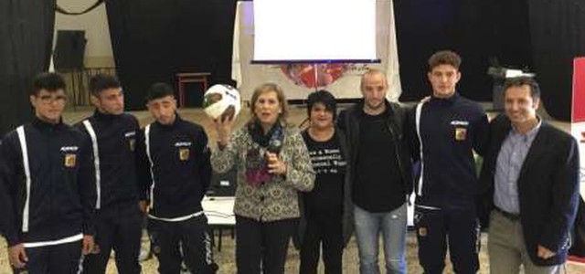 "Il Catanzaro sale in cattedra" fa tappa nel quartiere Materdomini"
