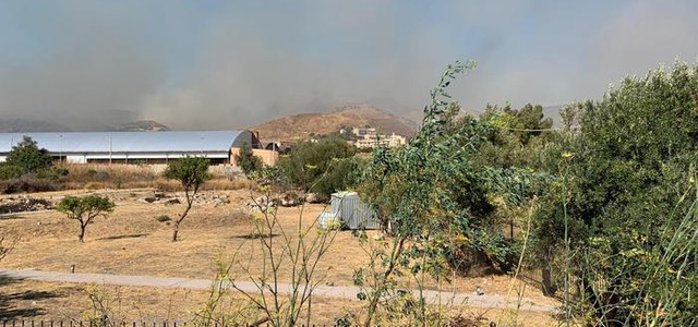 Incendio nel reggino, evacuate alcune abitazioni