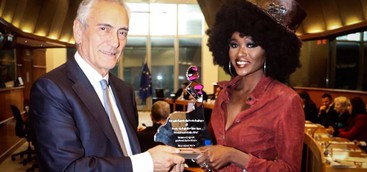 Al Parlamento Europeo brilla il Premio “La moda veste la pace” firmato dal Maestro Gerardo Sacco