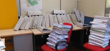 Demanio, montagne di pratiche ferme, Nesci (M5S) manda foto a Gratteri 