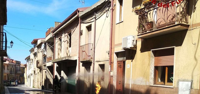 In fiamme bombola del gas, nessun ferito